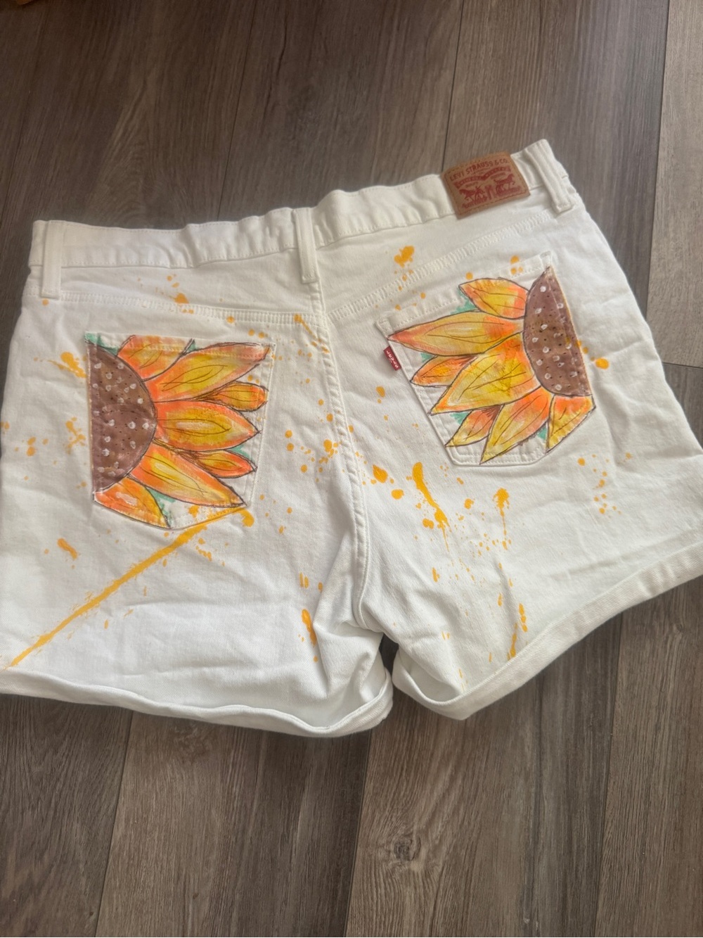 Custom OOAK Hand-Painted Levi's Shorts Sunflower Wearable Art Streetwear Size 33